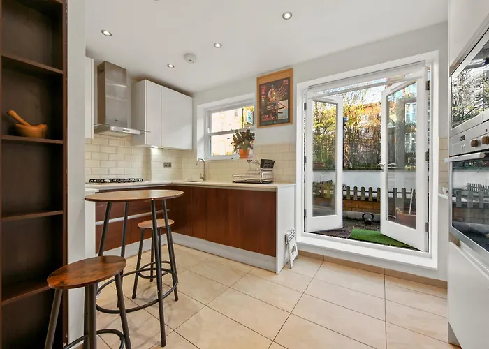 Stylish Apartment In Euston And Near Camden With Private Roof Terrace